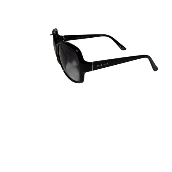 Tommy Hilfiger Jackie O Classic Black oval Sunglasses - Picture 1 of 6
